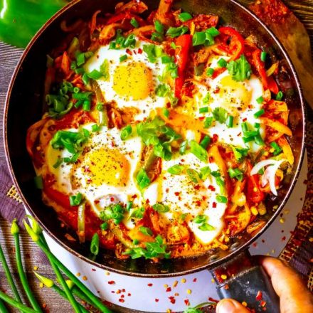 Shakshuka Recipe with Step By Step Photos (and Video in Hindi ...